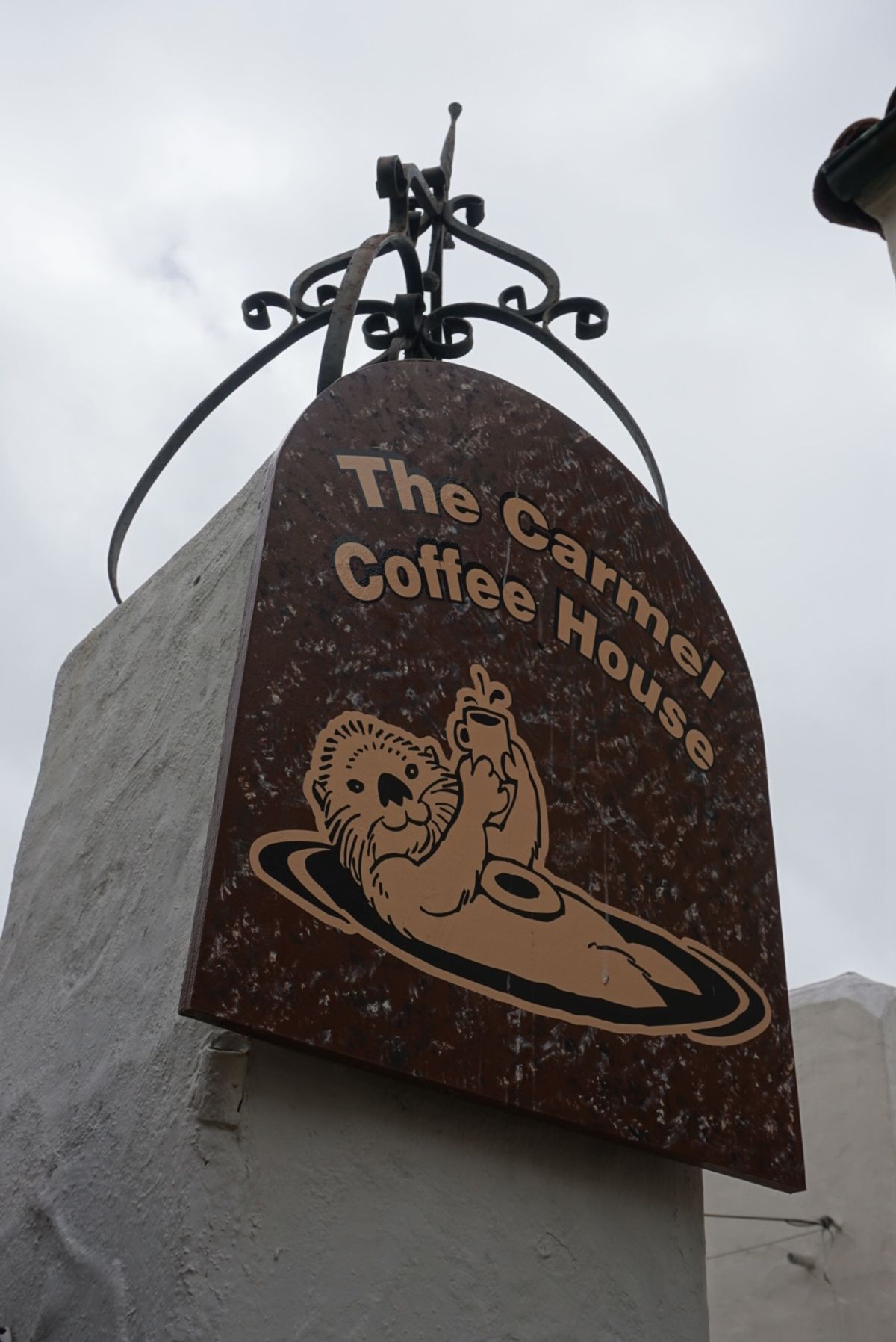 お店の看板も可愛い♡inカーメル