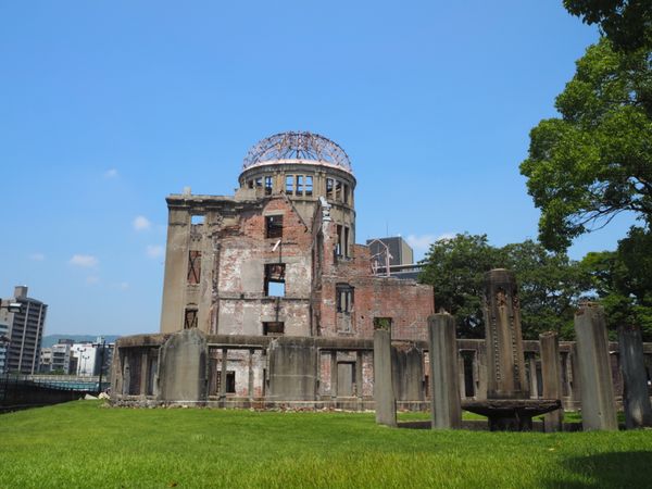 日本・広島県「ウサギのいる大久野島」の写真