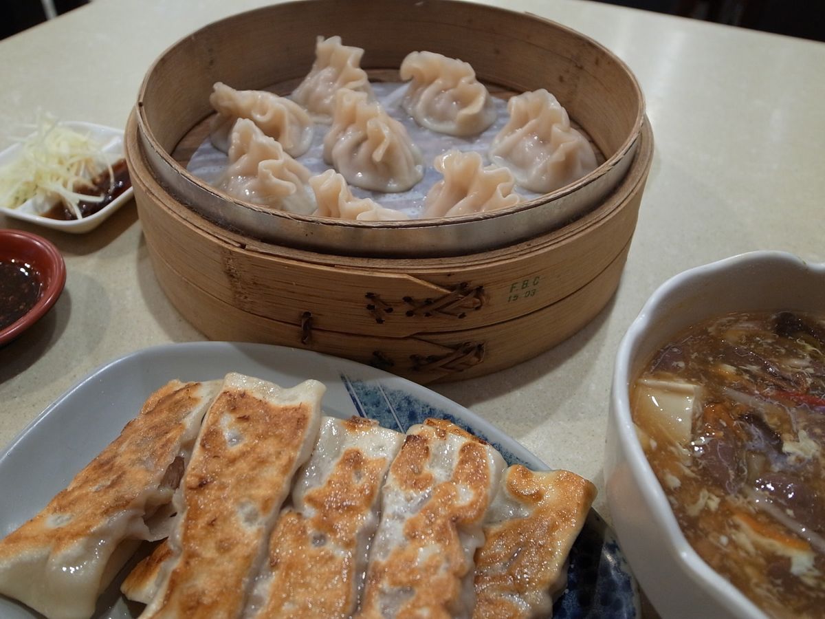 目的の九份と大人気の朝食は阜杭豆漿へ

5時半のオープンに合わせて早起きし...