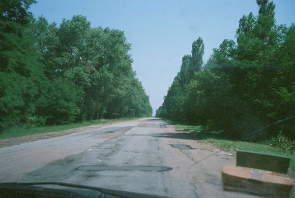 ウクライナ・キエフ「2007年 ウクライナ　チェルノブイリ」の写真：手続きを終えて入り口です