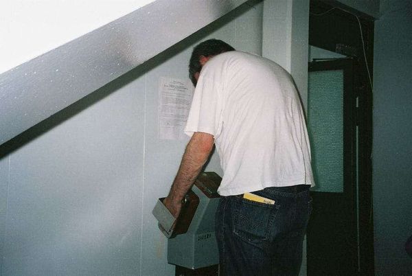 ウクライナ・キエフ「2007年 ウクライナ　チェルノブイリ」の写真：放射線量チェック