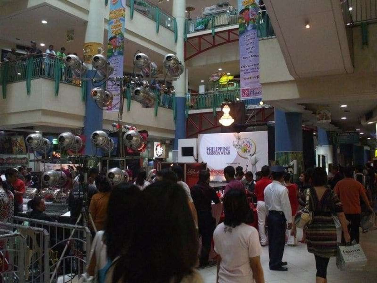 当時できたてのショッピングモール