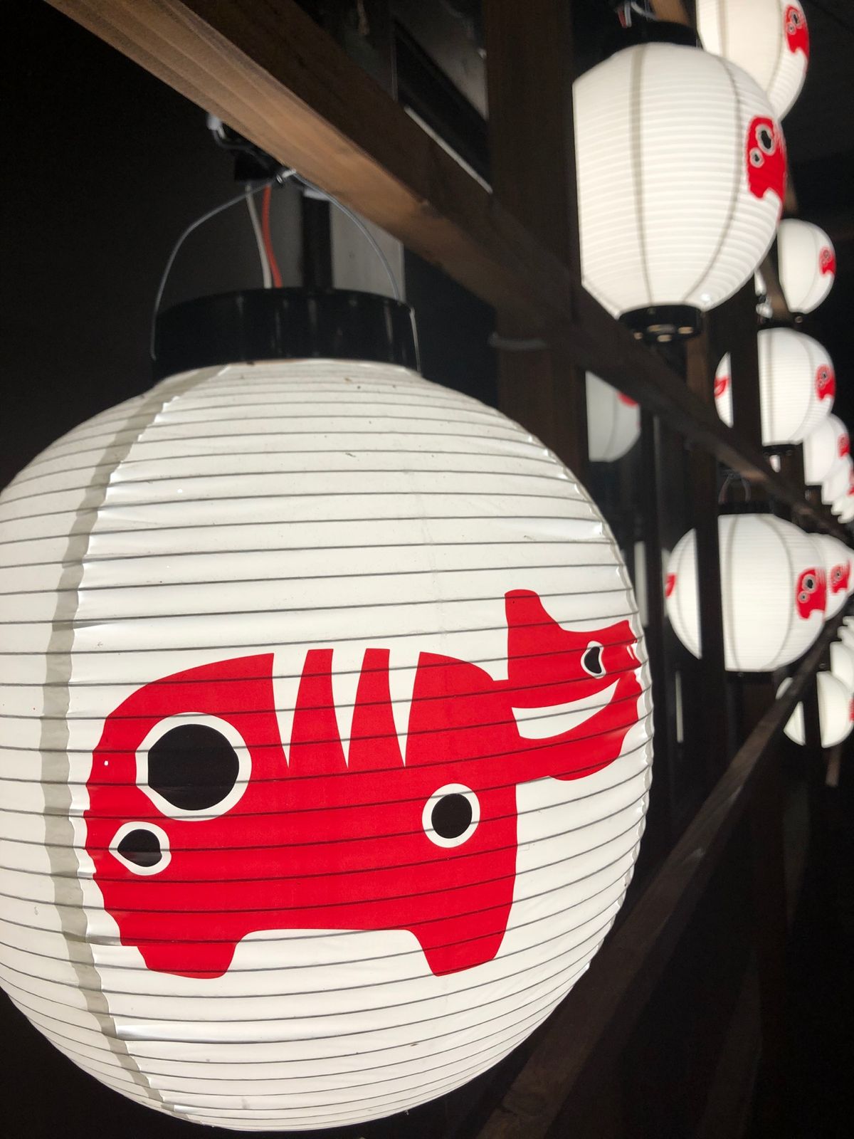 ホテルには赤べこがいっぱい