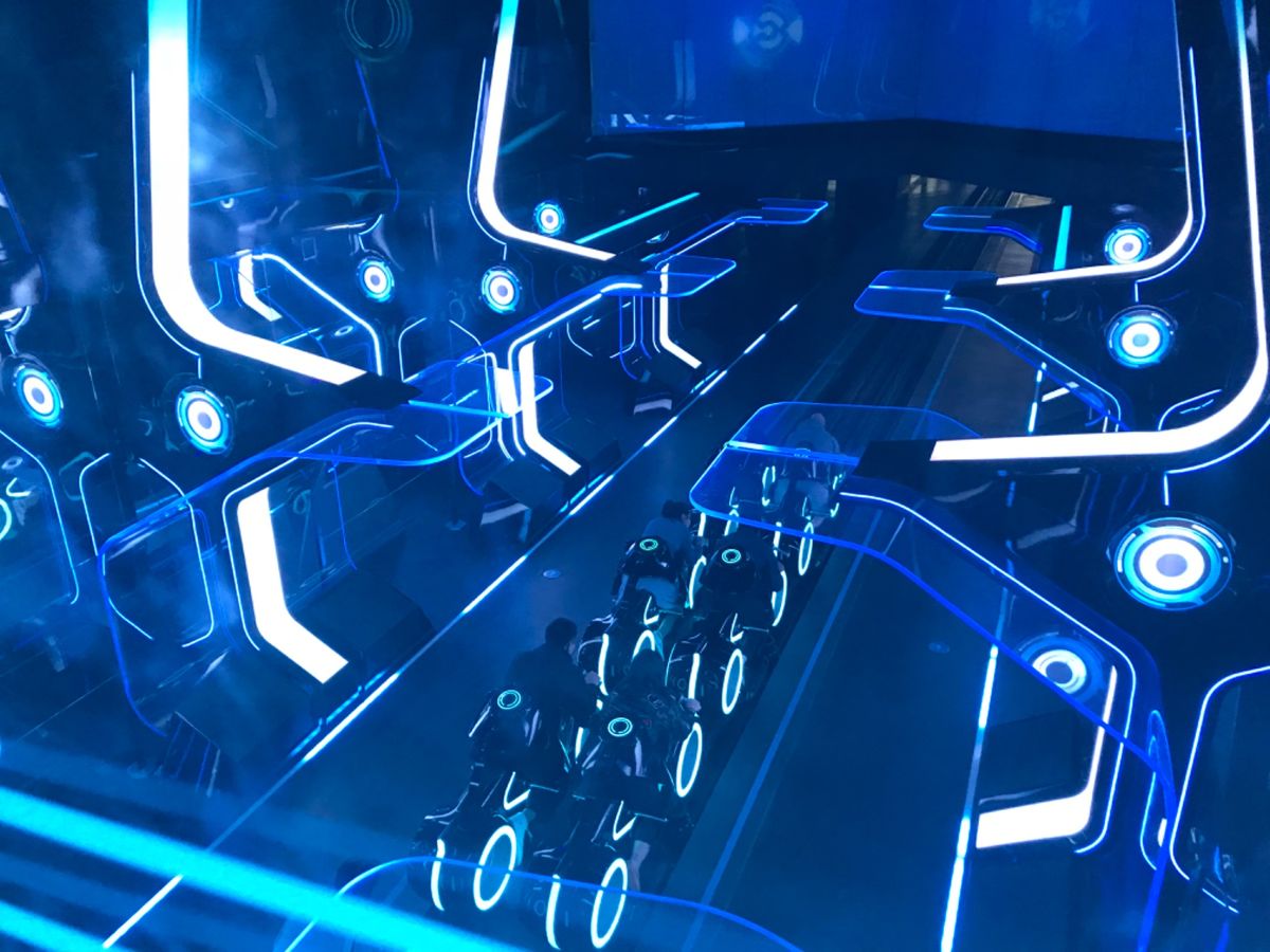 念願の上海ディズニー🐭
日本にはないアトラクションに最新技術で感動の連続...