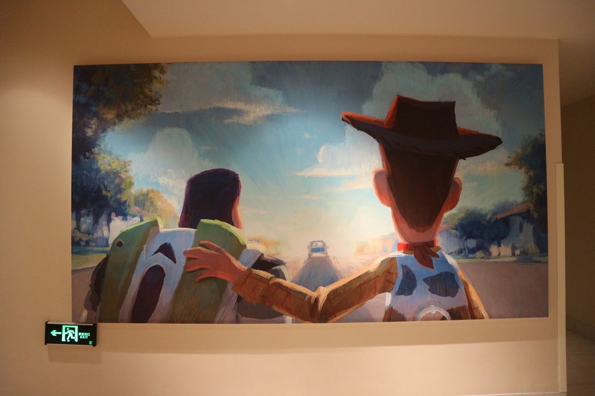 お部屋ではディズニー映画やディズニークラシックをいつでも無料で堪能すること...