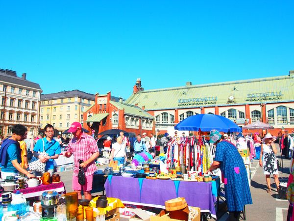 フィンランド・ヘルシンキ 、スオメンリンナ、タンペレ「フィンランド🇫🇮1人旅」の写真：ヒエタラハティとハカニエミの蚤の市。
い...