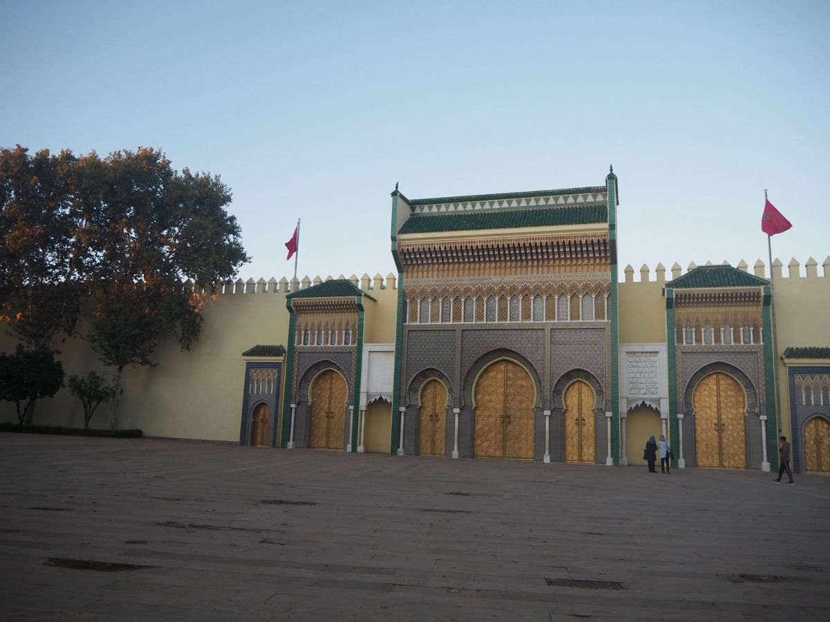 フェズの夜景と王宮、
宿泊は可愛いリヤド💕