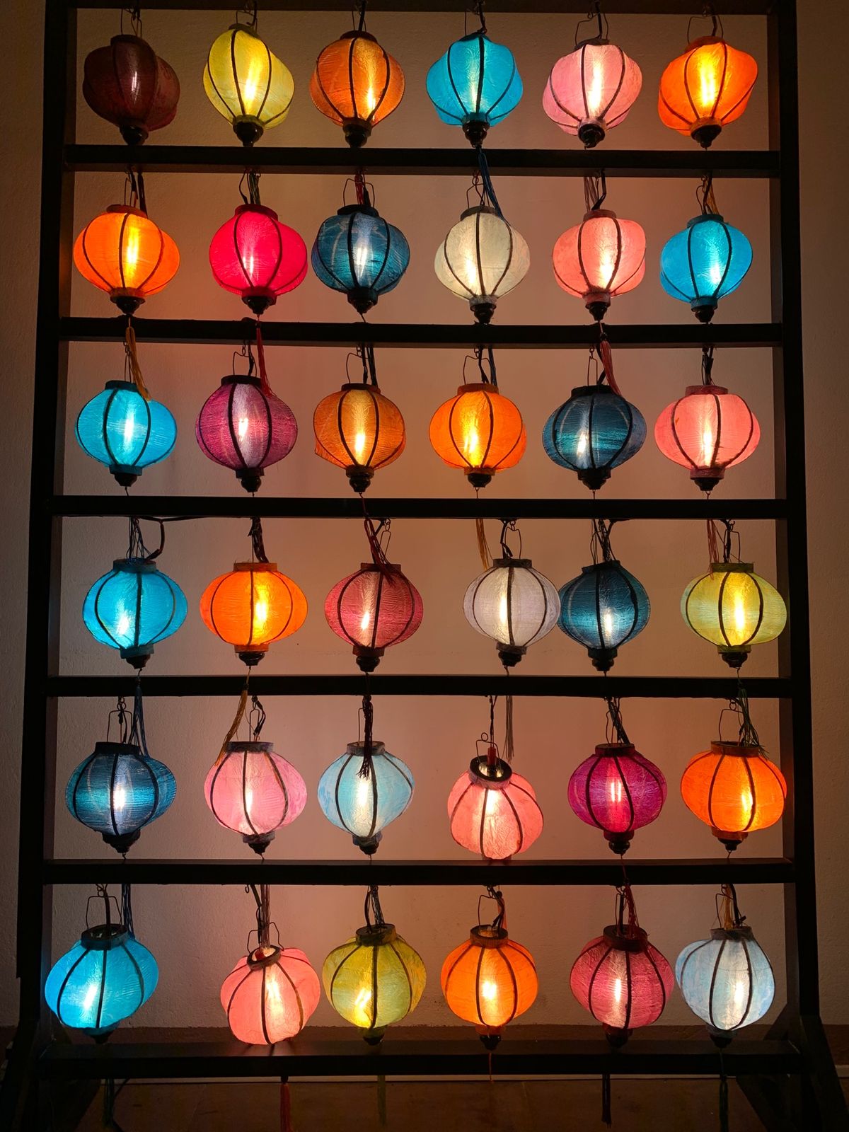 ホテルにこんなステキなランタンが！ホイアンはの期待はふくらむばかり♡inダナン