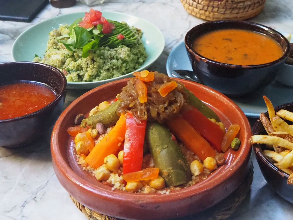 マラケシュでの戦利品✨
他にはアルガンオイルとか石鹸とか、鍋敷きとか♪

...