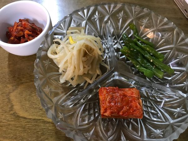 大韓民国 (韓国)・ソウル「韓国ソウルへ　ショッピングとグルメの旅」の写真：朝はホテル近くのお粥のお店へ。
お店はた...