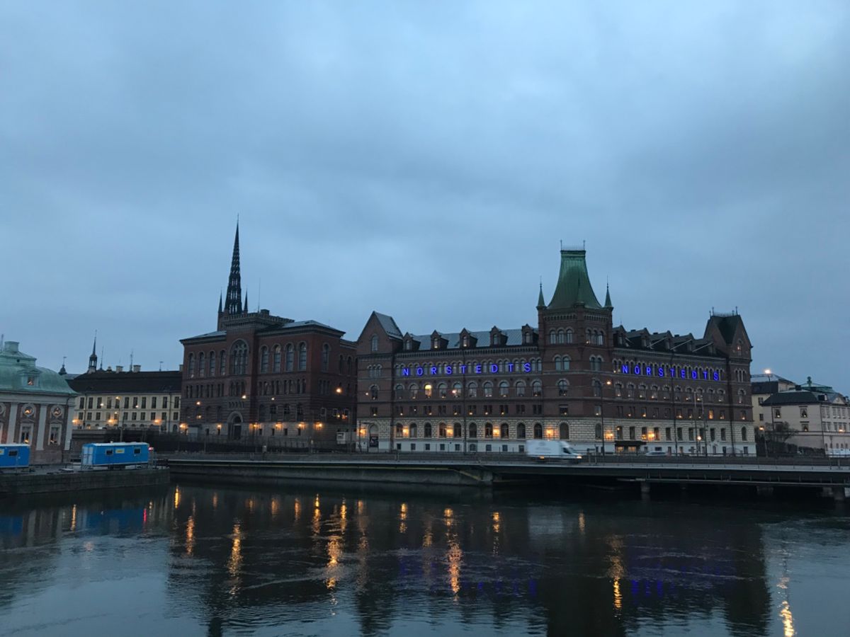 朝9時すぎのストックホルム
冬の季節は昼間が本当に短いです。