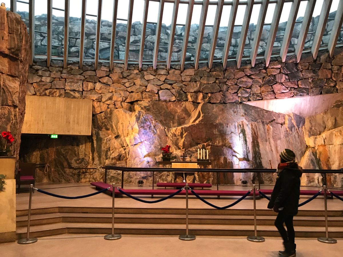 石の教会
テンペリアウキオ教会