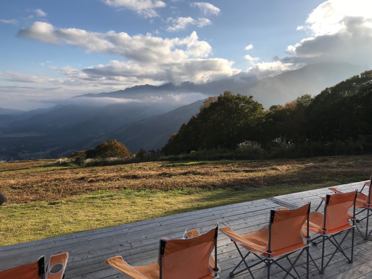 リフトを降りてすぐにも素敵な景色を楽しめる場所が。