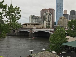 有名なフリンダーストリート駅が修復中で見れずに残念。