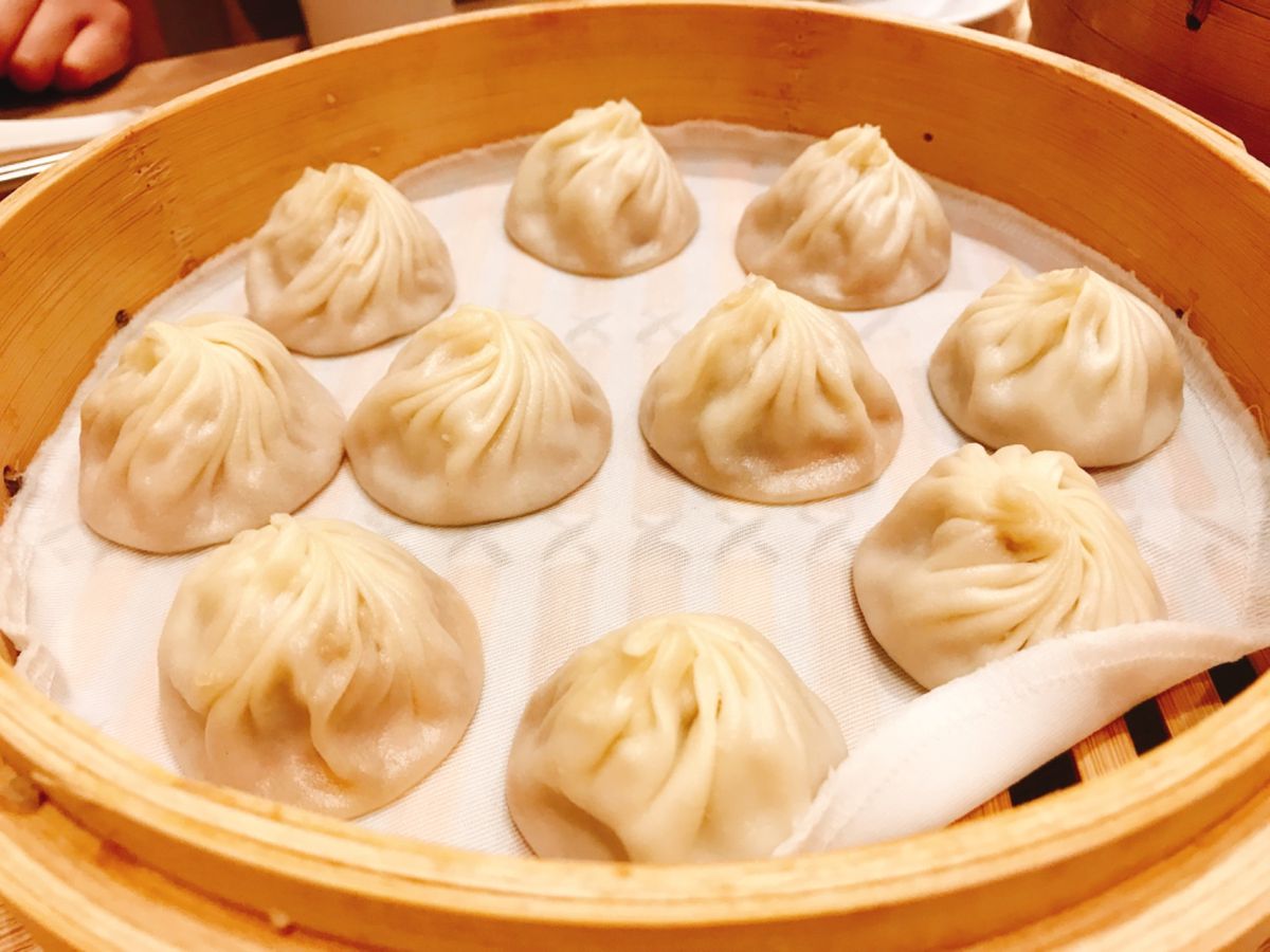 2日目午前の忠烈氏・故宮博物院・鼎泰豊の小籠包・マンゴーかき氷🥭
食べ物...