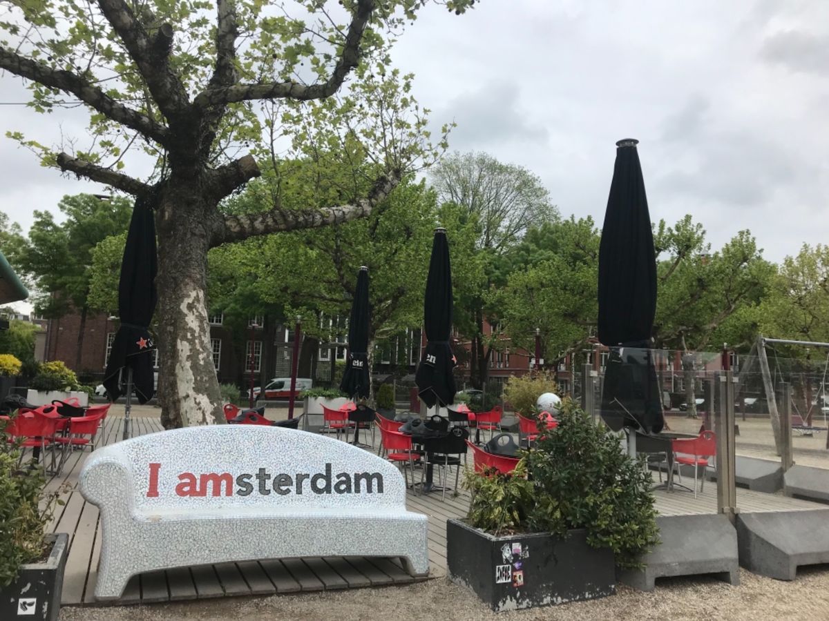 自転車と運河の街。フレンチフライが美味しい