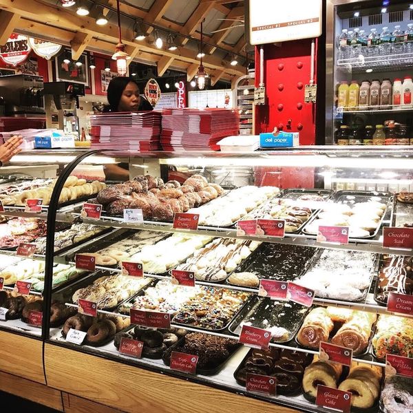 アメリカ(米国)「フィラデルフィア」の写真：ここのドーナツが好き。