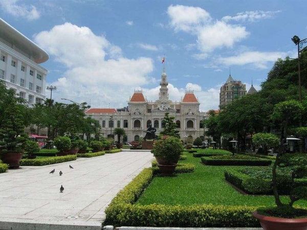 ベトナム・ホーチミン「2008年 ベトナム　ホーチミン散策」の写真：ホーチミン人民委員会庁舎

