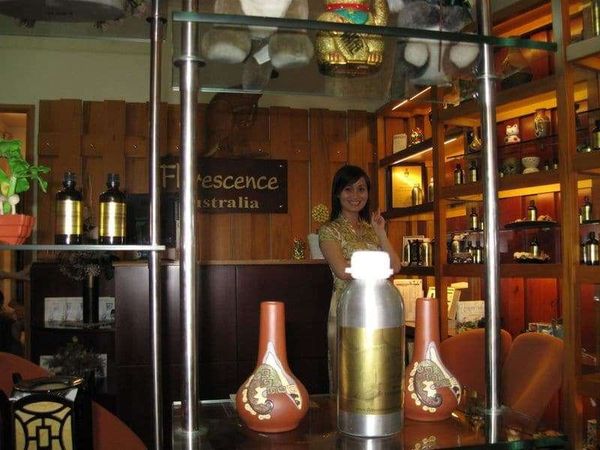 ベトナム・ホーチミン「2008年 ベトナム　ホーチミン散策」の写真：スパの店員さん。皆さん明るくて楽しかったです。