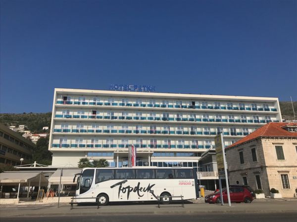 クロアチア・ドブロブニク「クロアチア一人旅」の写真：ホテルペトカと近所の風景。海が近くて綺麗...