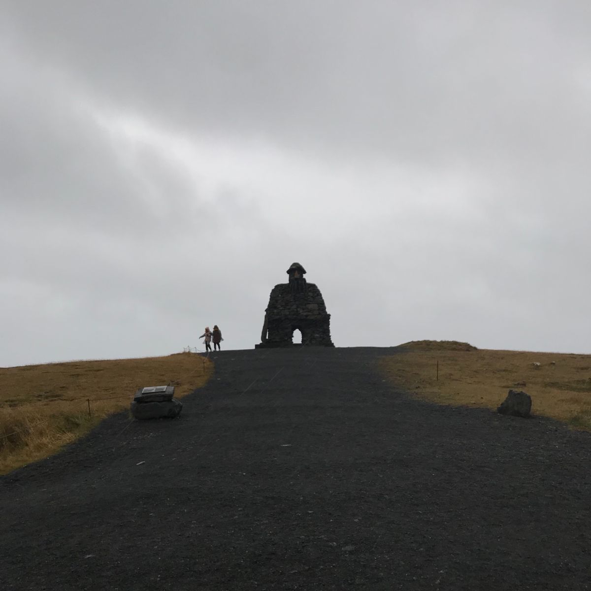 スナイフェルスネース半島 バスツアー
