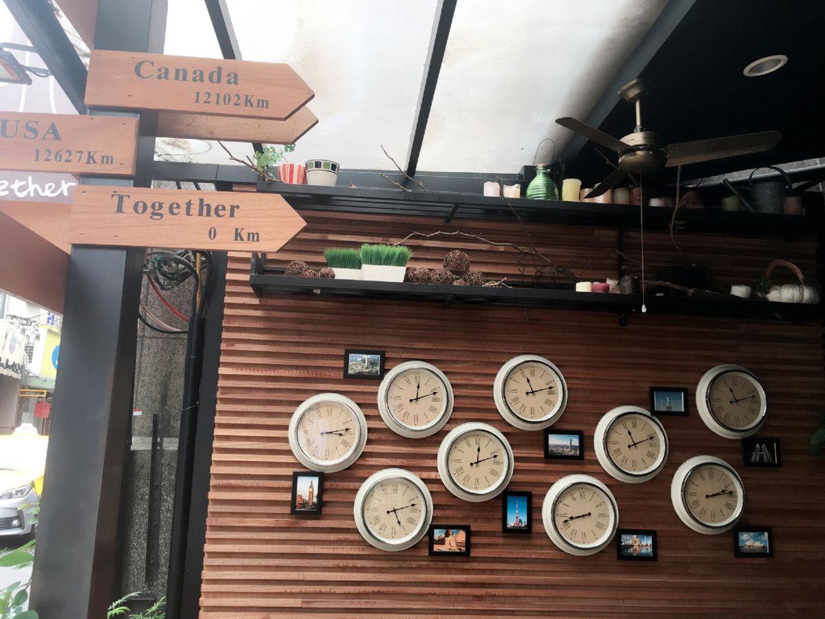 台湾のお菓子とタピオカ💘
日本のお菓子がこんな表現になるんだ〜って楽しい😊