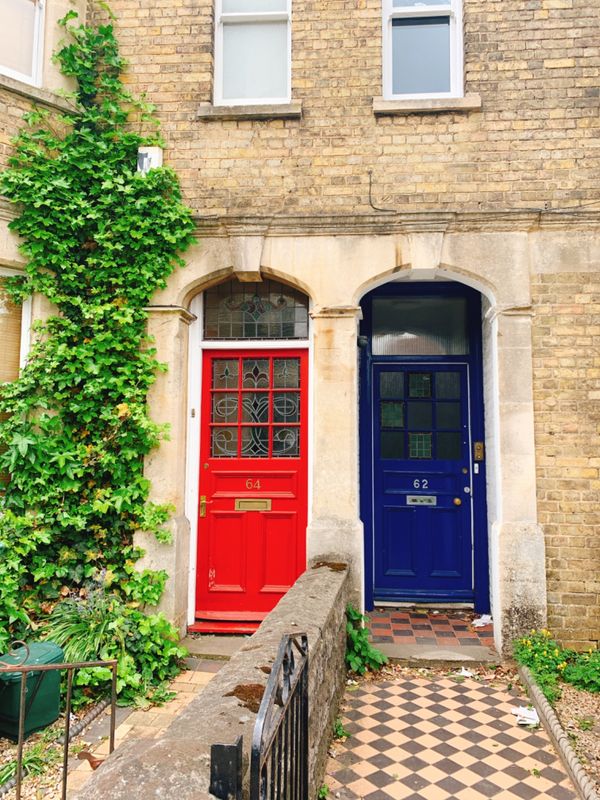 イギリス(英国)・ロンドン「ロンドン🚌💕」の写真：可愛い街並み☺️
ホワイトハウスで、ビ...