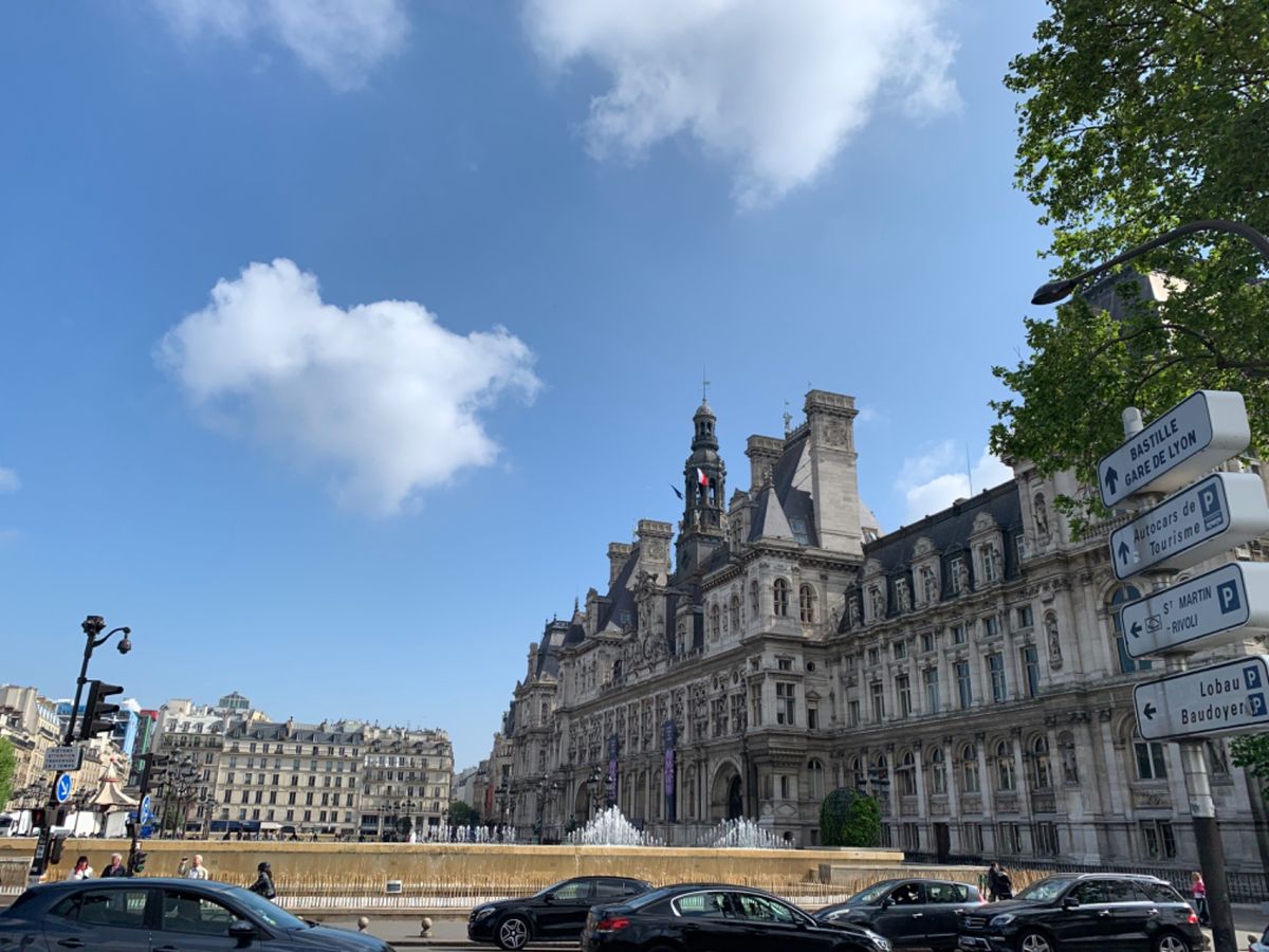 ノートルダム大聖堂の火災から間も無くの旅行でした。
修理中。。。これも貴重...