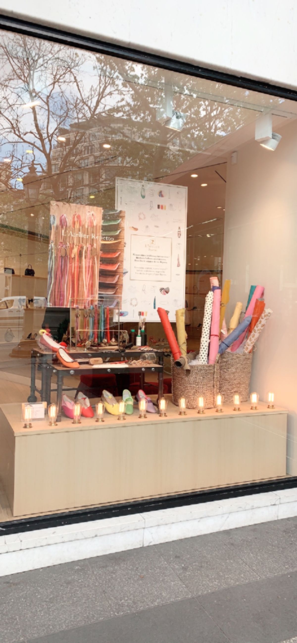 かわいい！ラデュレ🧁とレペット🥿