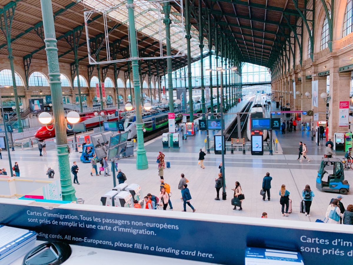 パリでケーキを食べる夢も叶った😛
言葉通じないし怖いし、思うようにいかなく...