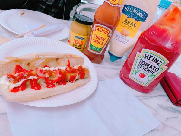 イギリス(英国)・ロンドン「ロンドン🚌💕」の写真：おひるごはーん