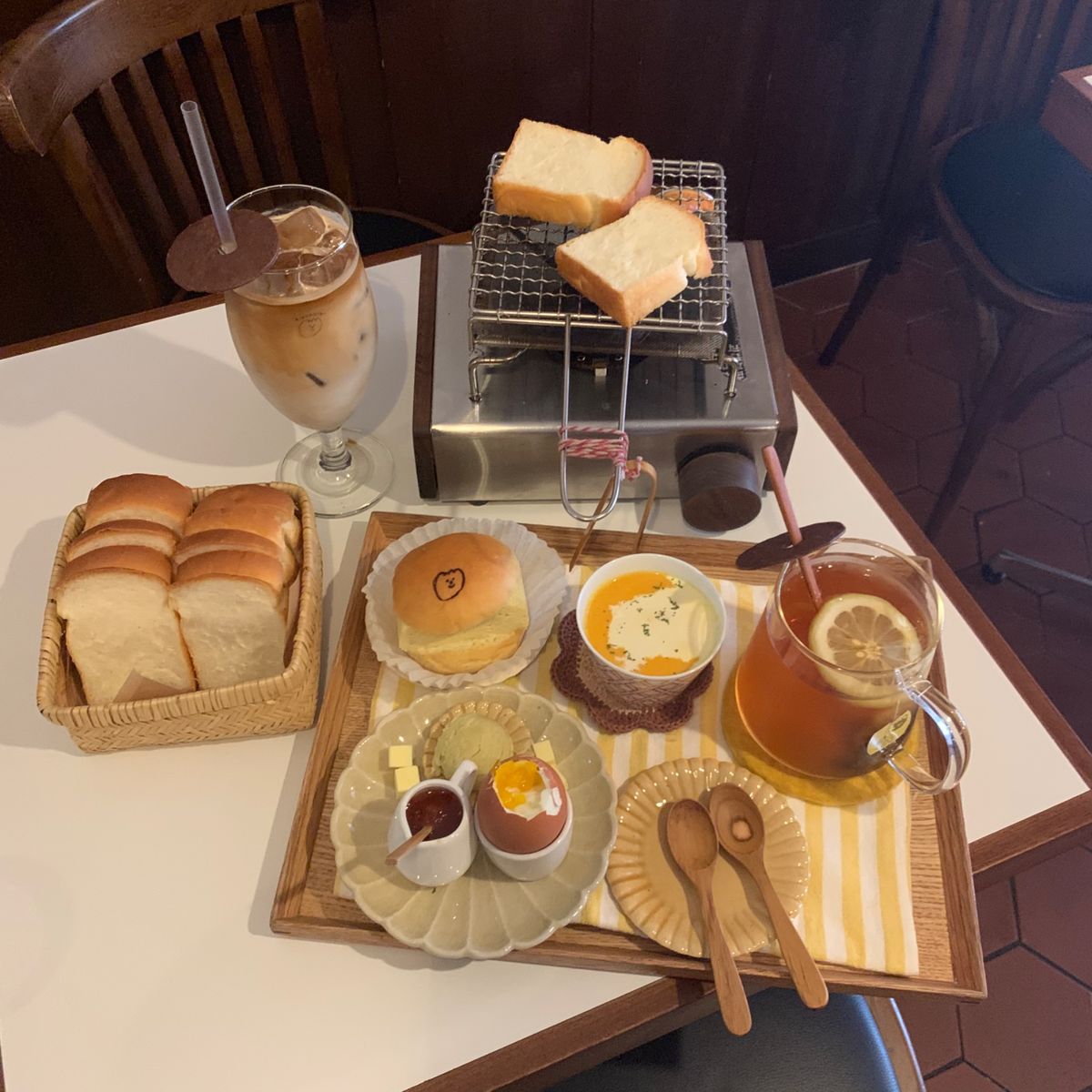 #momentcoffee ヤキパンセット美味しすぎた~カフェが可愛すぎた~☕︎