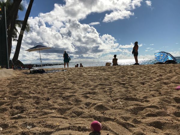 アメリカ(米国)・ハワイ島、ホノルル「ハワイ旅行」の写真：ホノルルはワイキキの真ん中に泊まらず、カ...