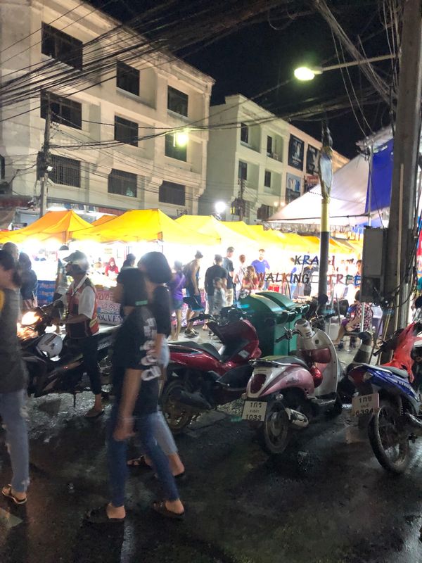 タイ・ピピ島、クラビ、バンコク「ピピ島andクラビandバンコク」の写真