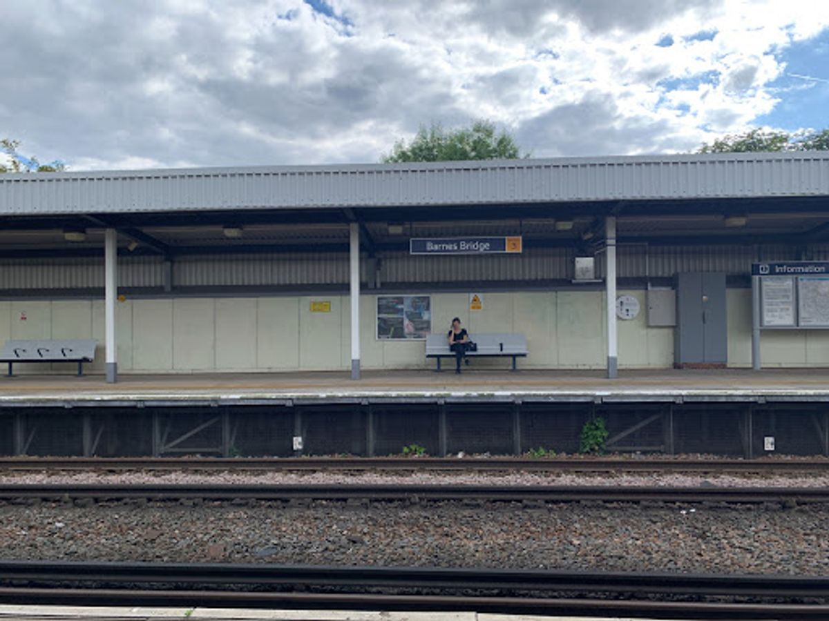 スコーンに気を取られてお茶の写真をすっかり忘れてた
結構お腹いっぱいにな...