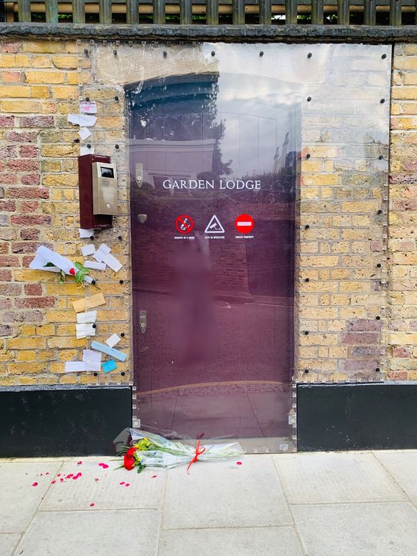 イギリス(英国)・London「イギリス旅行」の写真:アールズコート?
フレディマーキュリー...