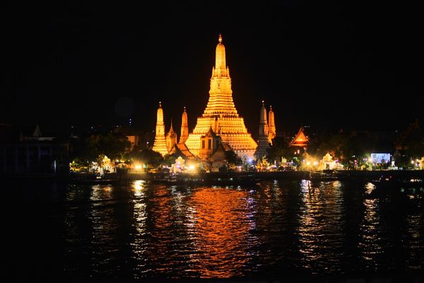 タイ・バンコク「コムローイ」の写真