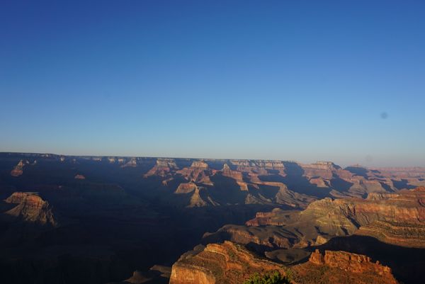 アメリカ(米国)・モニュメントバレー、ロウワーアンテロープキャニオン、ホースシューベント、グランドキャニオン、レイクパウエル、エレファントフィート「ロードトリップ！グランドサークルを巡る旅！」の写真：サンセットinグランドキャニオン
