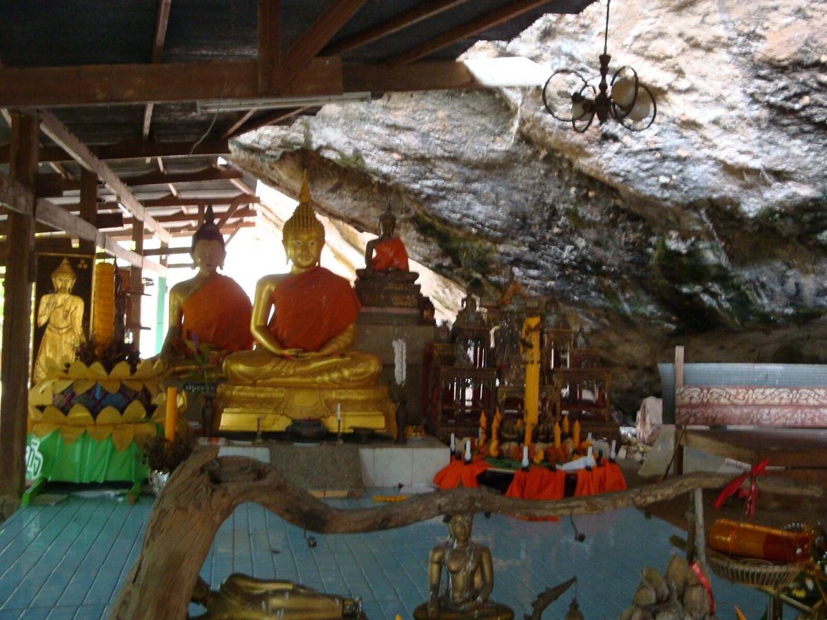 krabi（クラビ）
レンタルバイクをして近くをまわってみた。