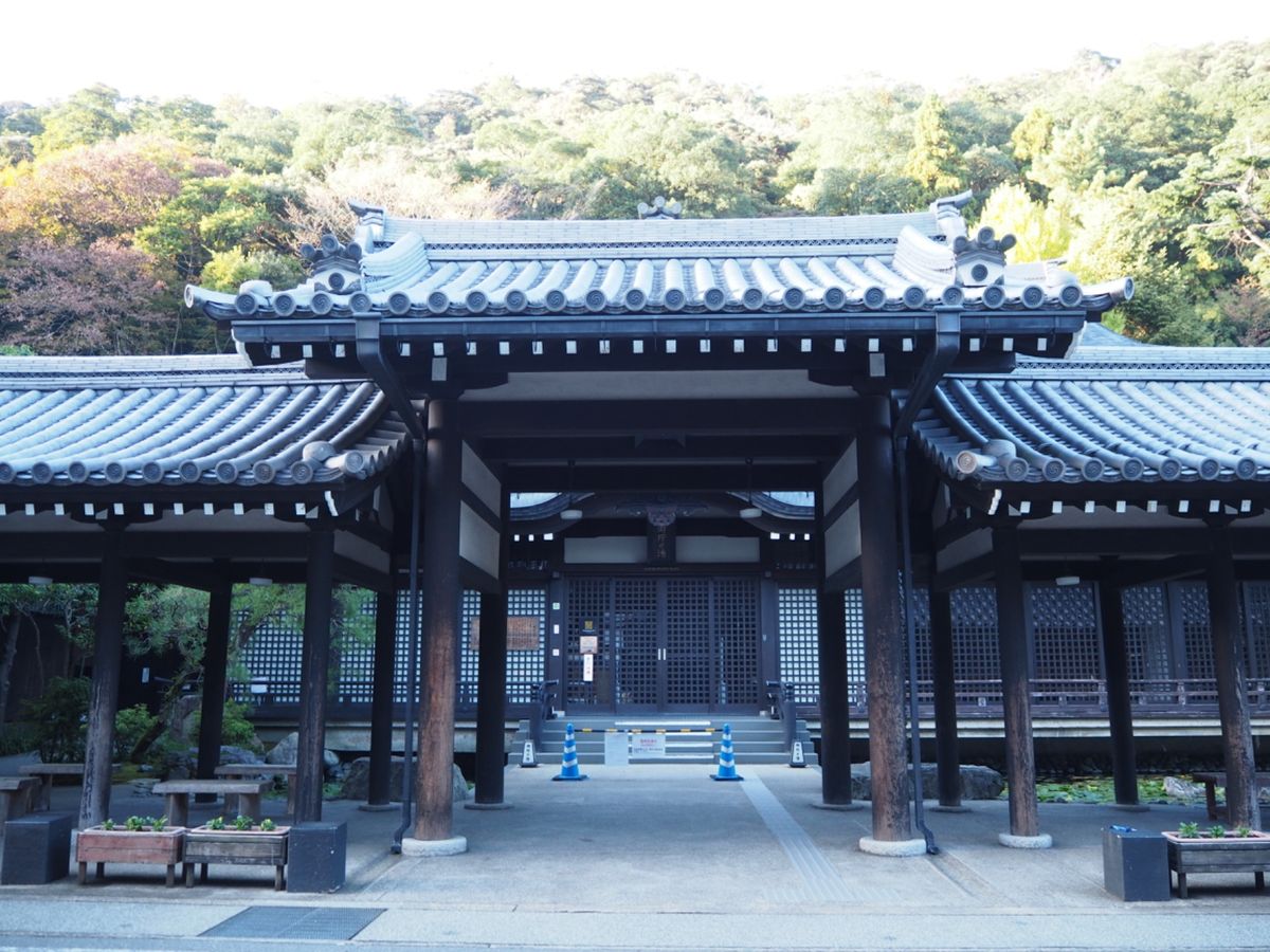 ③柳湯
④一の湯
⑤御所の湯（休み）
⑥まんだら湯