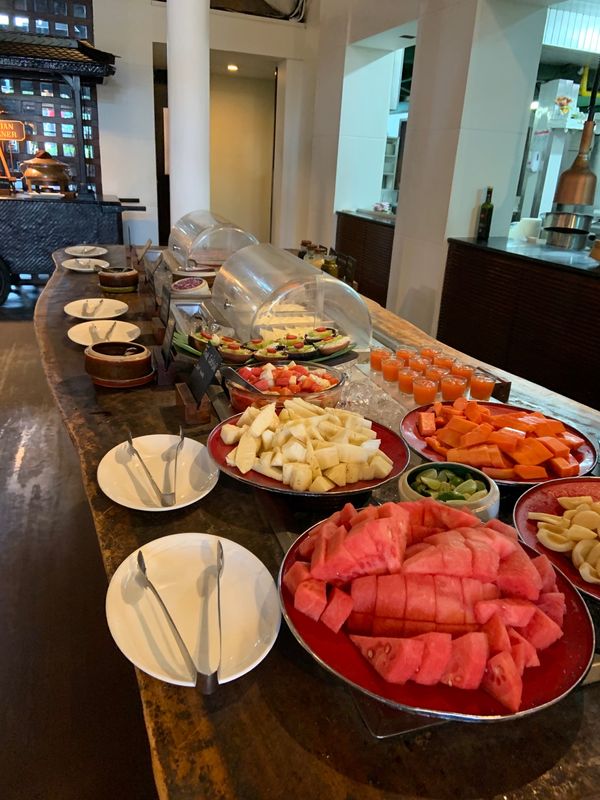 インドネシア・スミニャック、ウブド、ライステラス、ホテルリゾート、エレファントライド「2019 母娘初二人旅  バリ島」の写真：朝からたくさん食べちゃうブュッフェ❤️