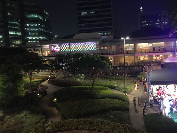 フィリピン・セブシティ「セブシティ二泊三日」の写真：アヤラモールとSMシティセブの二大大型モール