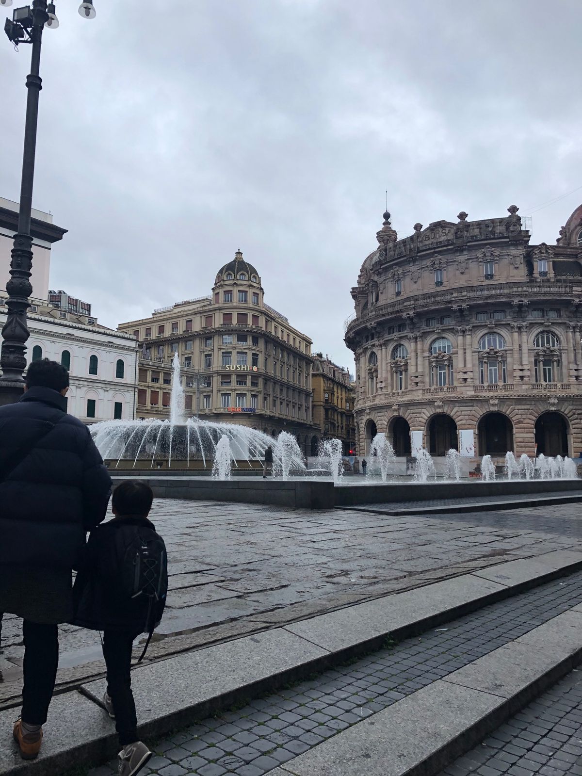 クルーズ 🚢乗船前にジェノヴァ2泊
旧市街とボッカダッセを訪問しました