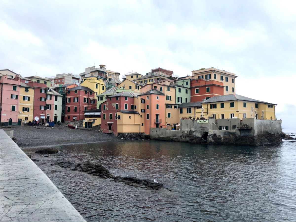 クルーズ 🚢乗船前にジェノヴァ2泊
旧市街とボッカダッセを訪問しました