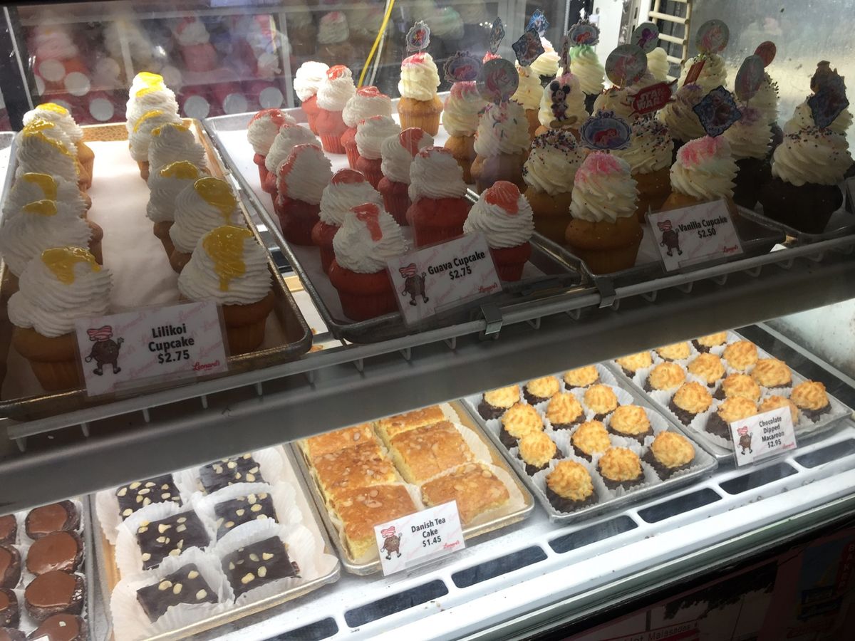 まず向かったのはココ！  今回宿泊したコンドミニアムからほど近かったので、...