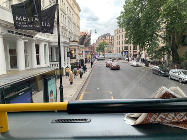 イギリス(英国)・London「イギリス旅行」の写真:ロンドンバスの二階からの眺め