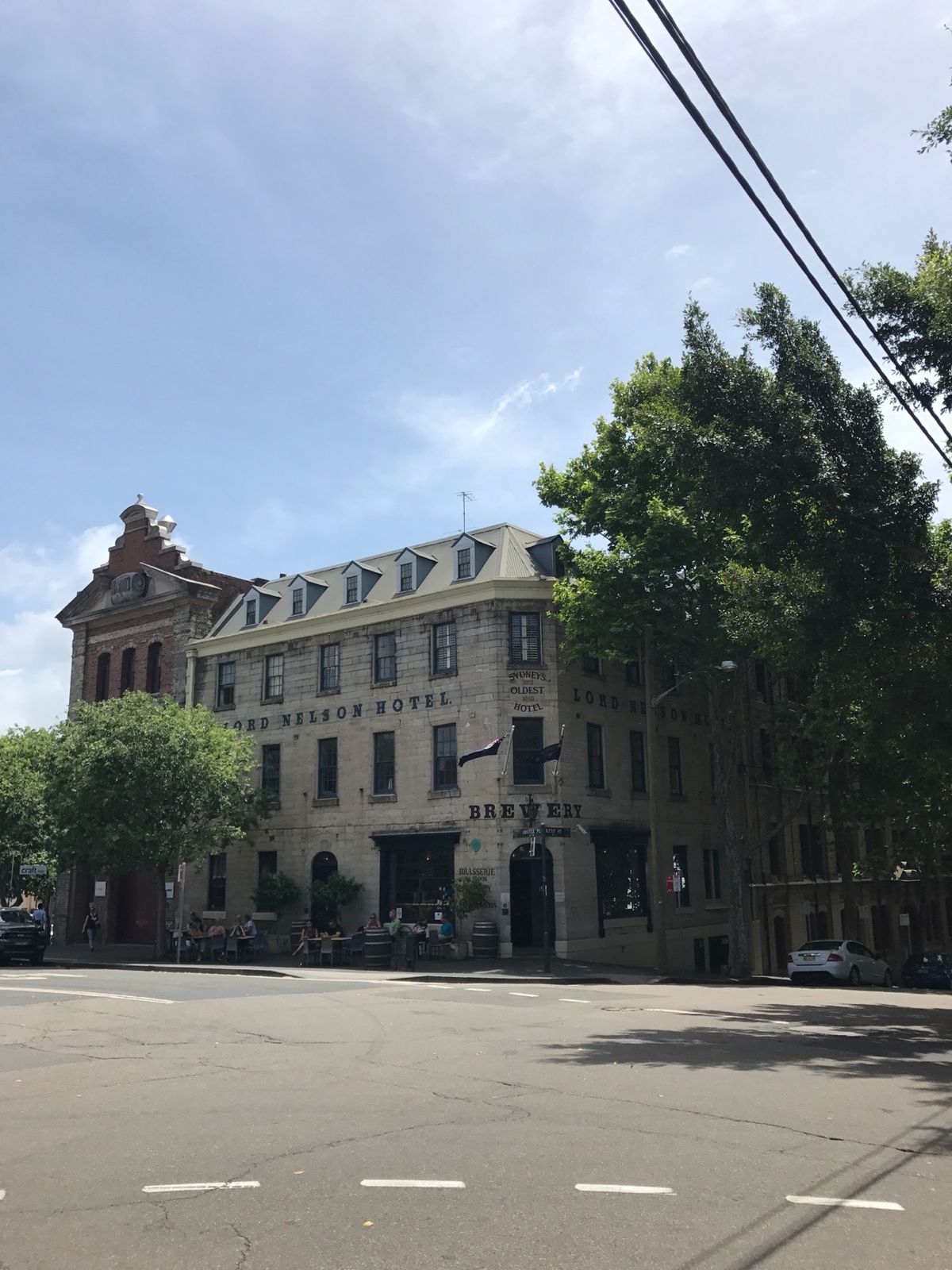 絶対行こうと決めていた「Lord Nelson Brewery Hotel」
