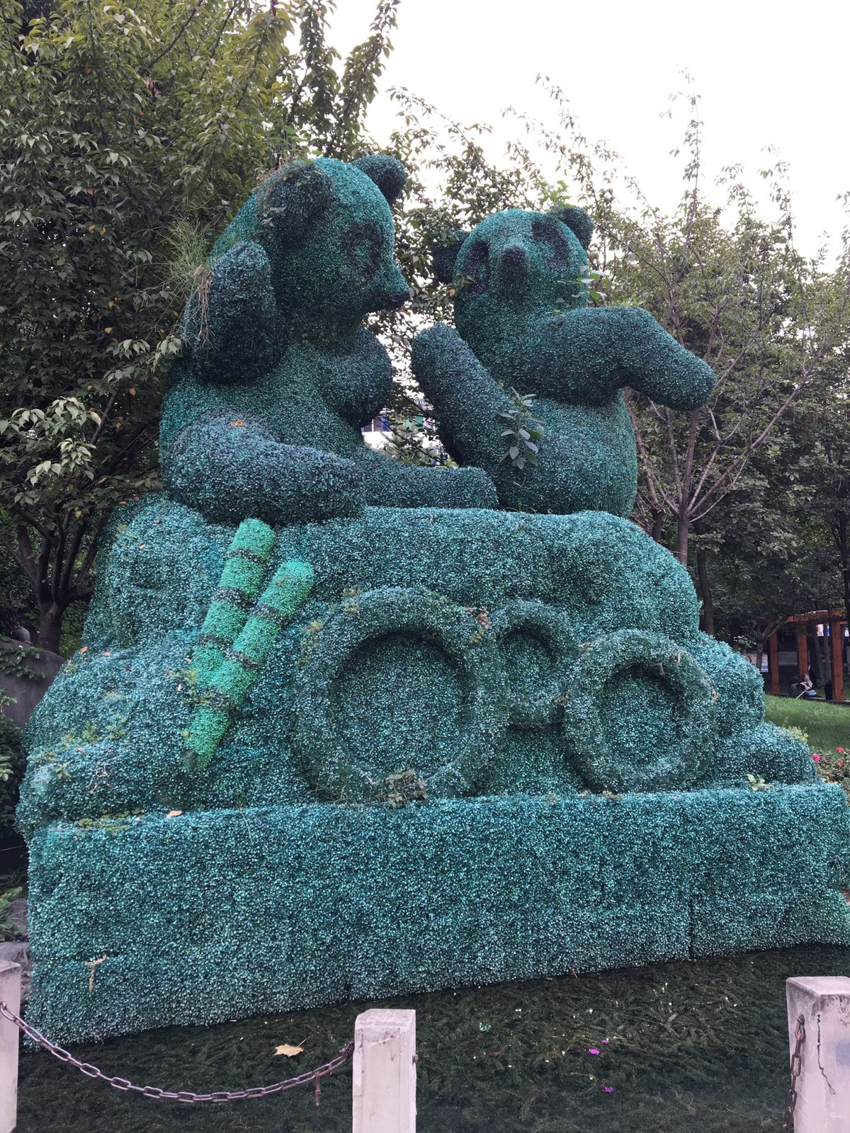 錦里
最寄りの地下鉄から少し距離があり、色々な人に助けてもらってたどり着い...