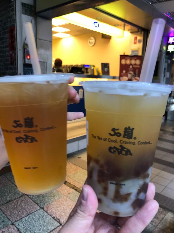 台湾・台北「３度目の台北（娘と二人旅）」の写真：本場のタピオカドリンク
日本では飲まない...