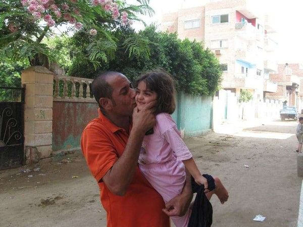 エジプト・ギザ「2010年 エジプト　エジプト人と過ごすサハラ砂漠とギザのピラミッド」の写真：村の子供 5